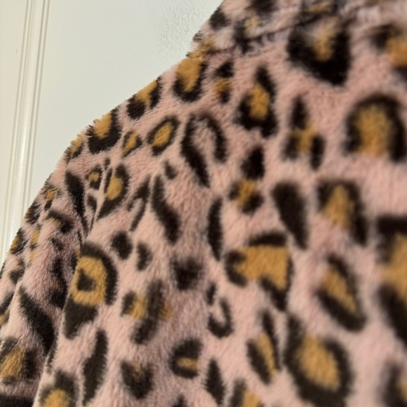 ANDTHEWHY Faux Fur Pink Leopard Print Jacket Coat Front Pockets Zip‎ Size Medium - Picture 12 of 12
